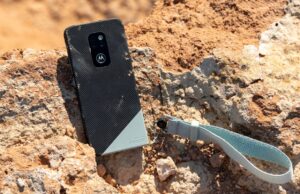 Motorola challenges the official