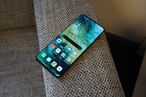 Video Reviews for Oppo Find X2 Pro