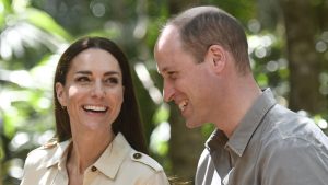 Must-see thumbnail: William and Kate snorkeling with sharks in Belize