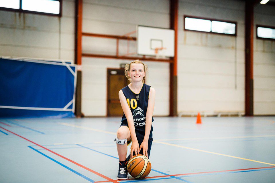 Noa Van de Locht (12 years old) got to know Femke at Chiro and also tasted basketball. 