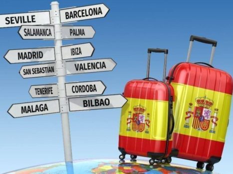 More than 6.3 million foreign tourists were in Spain in March