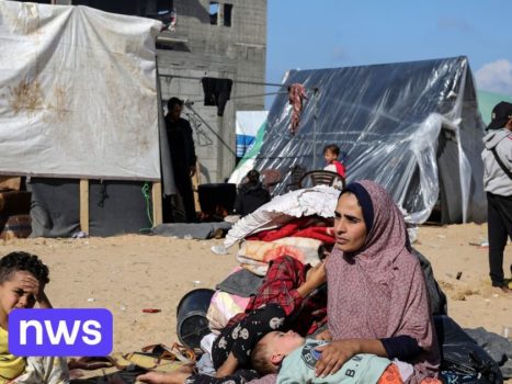 The Israeli army announces a daily “tactical pause” along the planned road in southern Gaza, and fighting continues elsewhere.